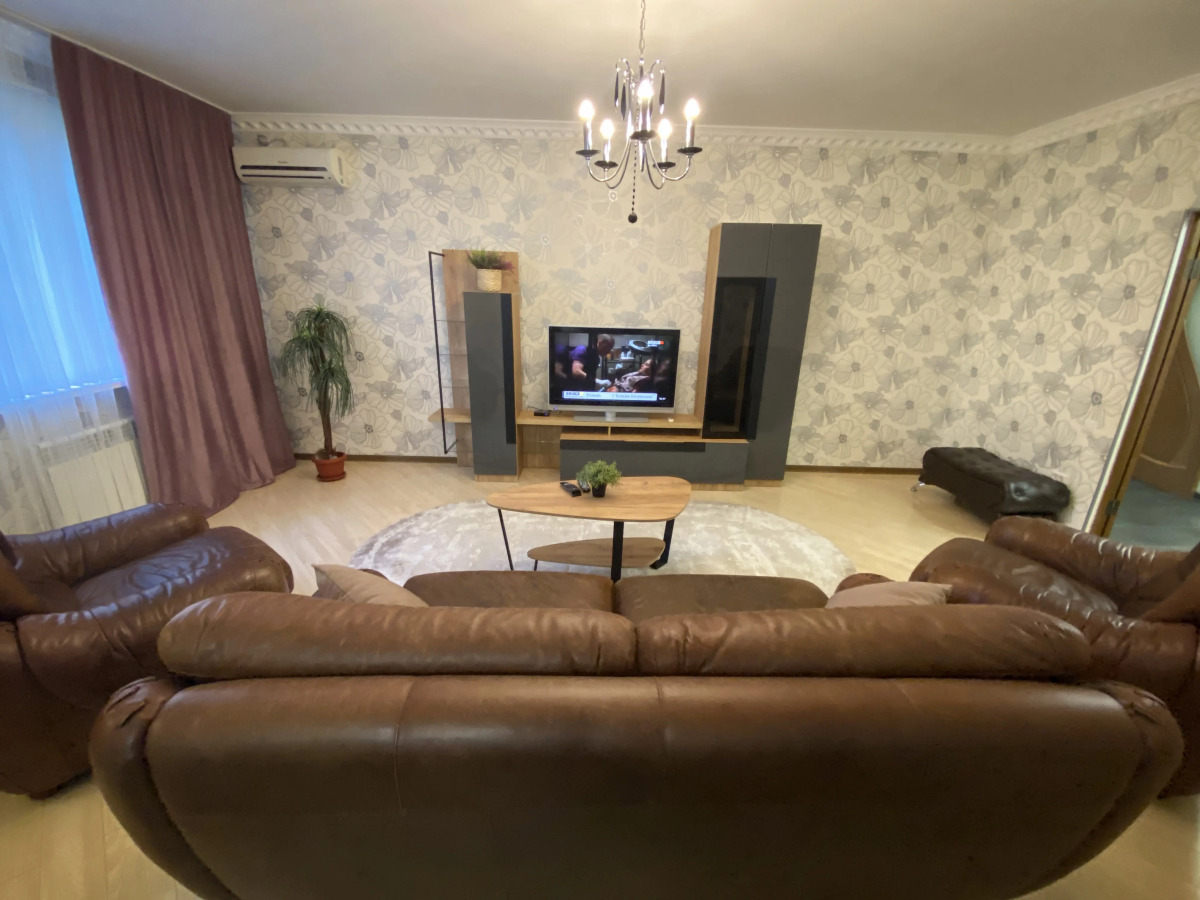 Апартаменты в Самом Сердце Пятигорска by Sutki26