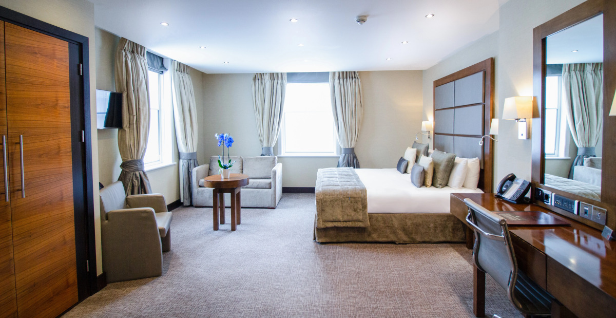 Wellington Hotel by Blue Orchid