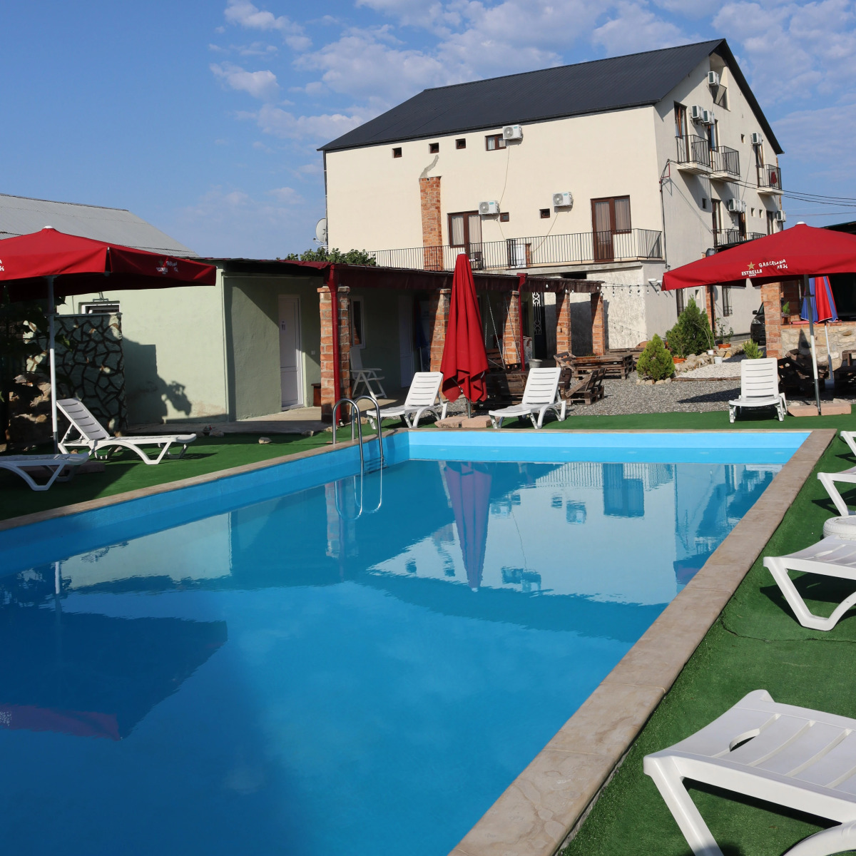 Отель West Face