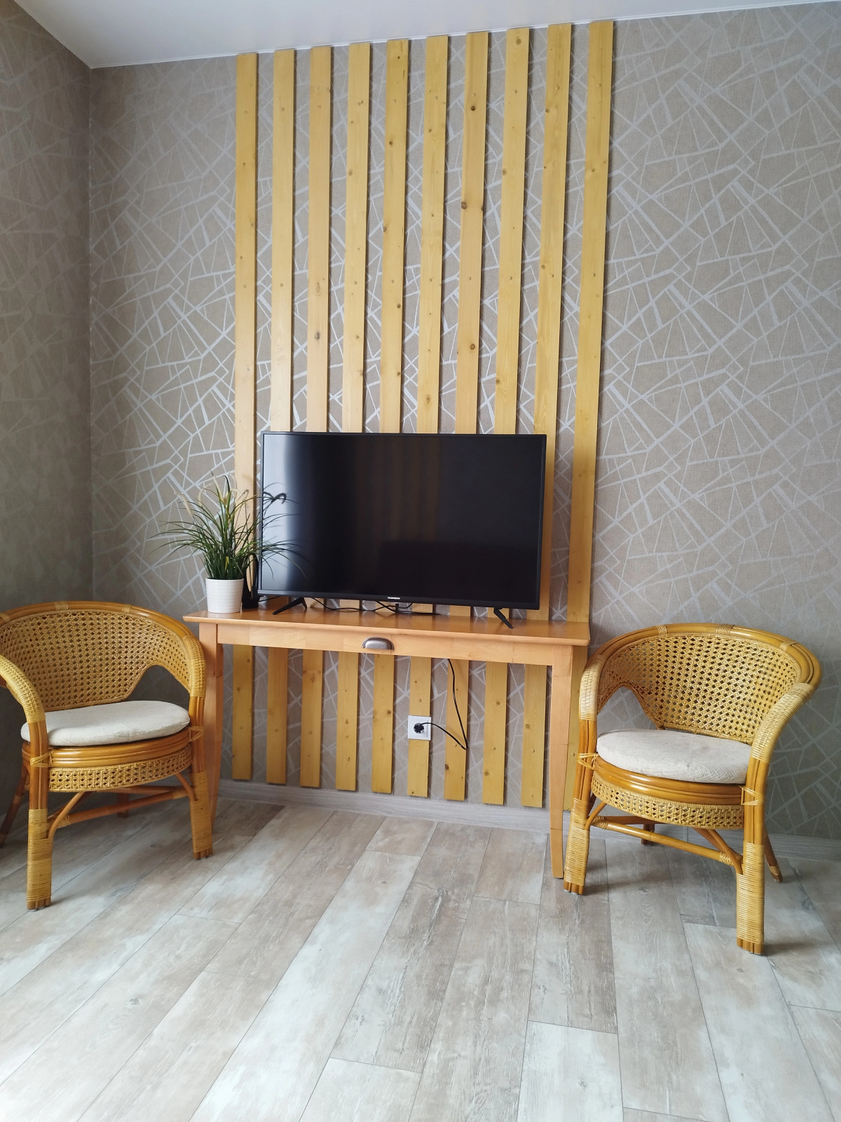 Апартаменты на Леонова