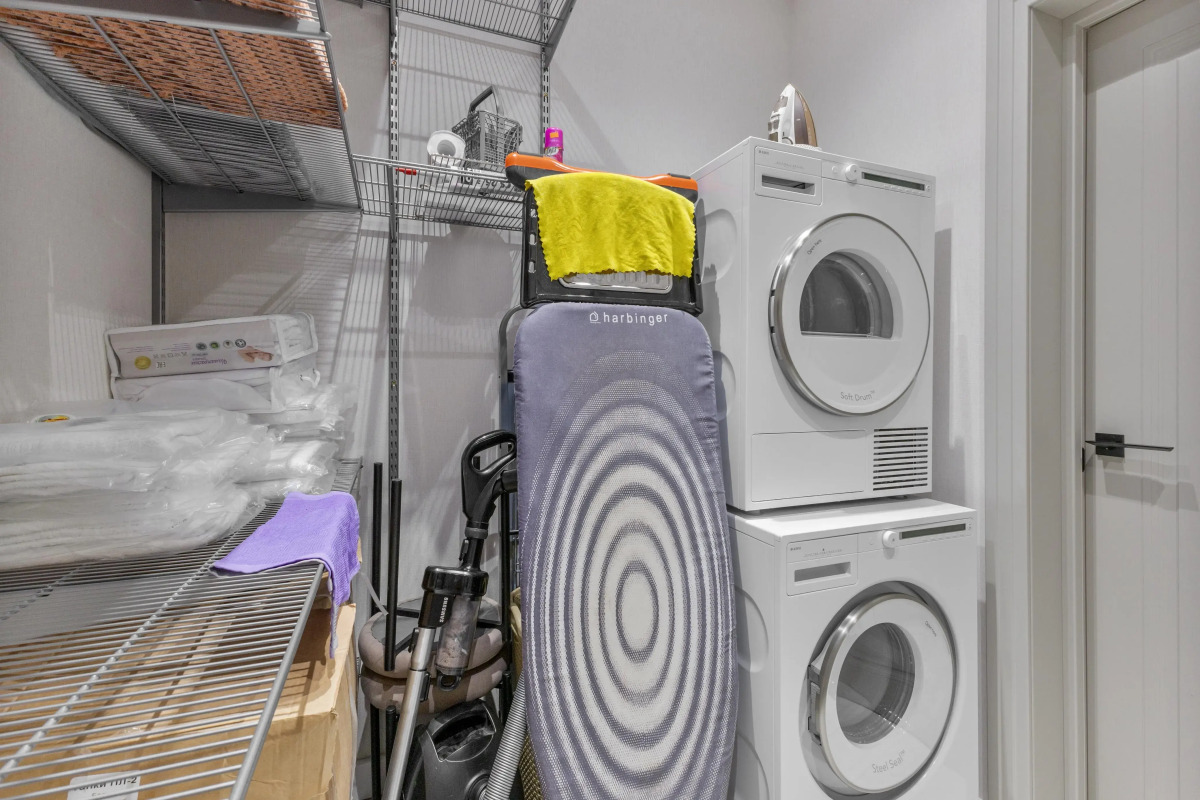 Апартаменты Juls Apart в элитном ЖК с большим балконом