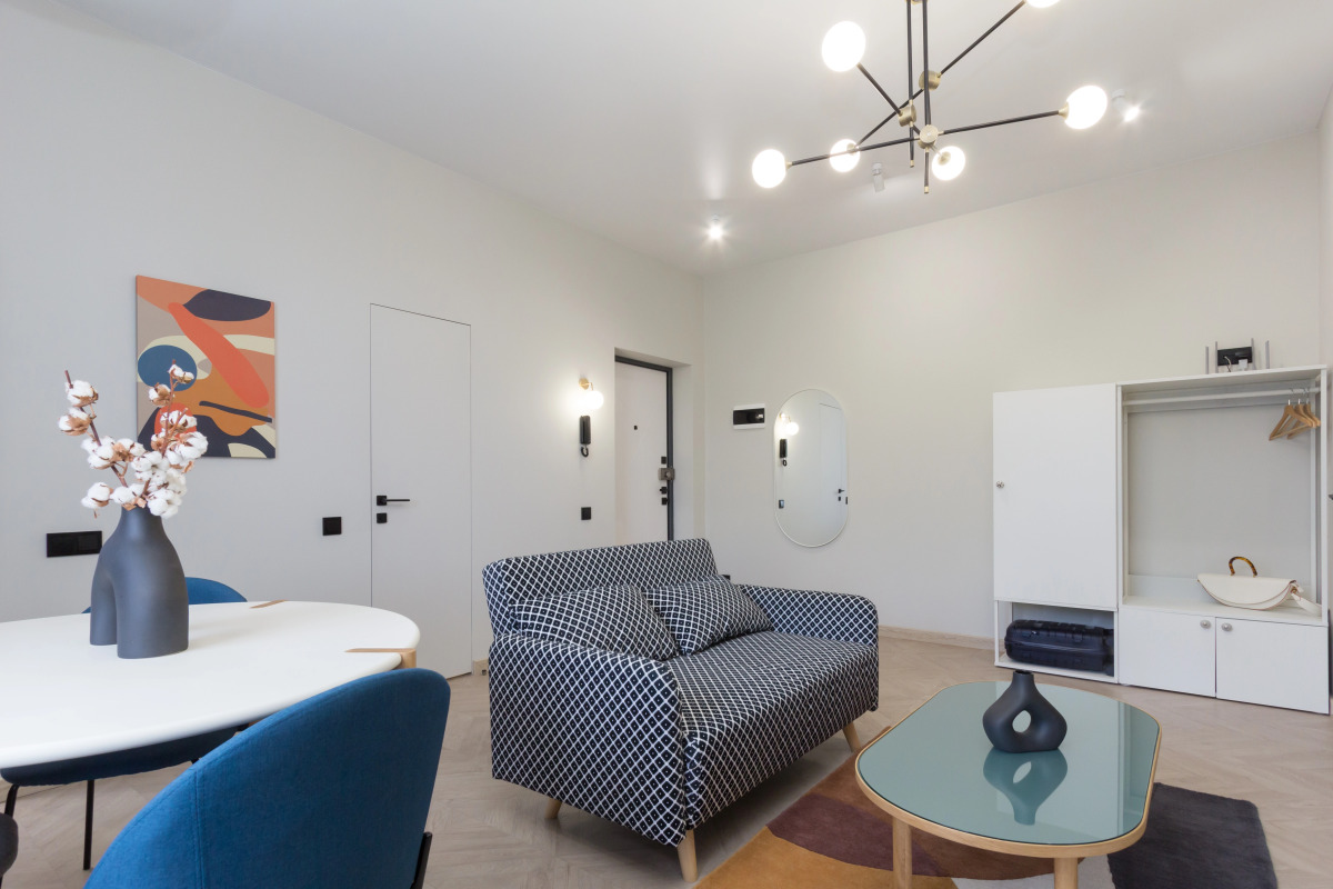 Квартира Величественная сталинка на набережной в историческом центре города-героя.