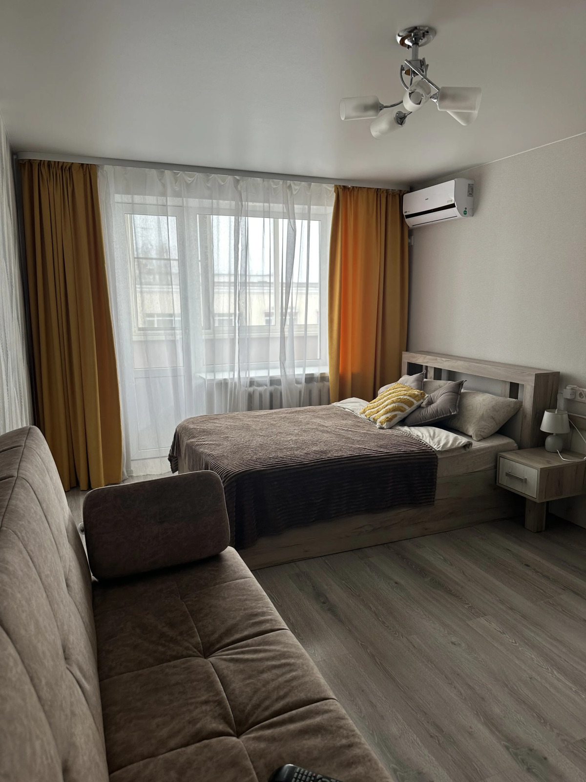 Уютные апартаменты на Новоторжской