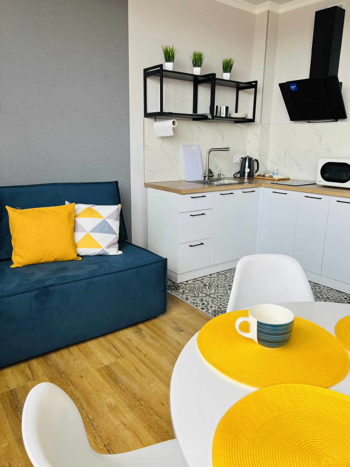 Квартира в Скандинавском Стиле с Видом на Горы