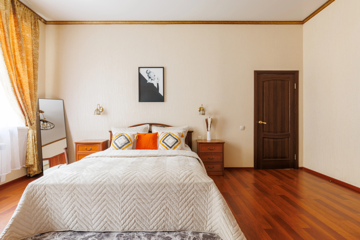 Апартаменты 2 спальни у Казанского собора 8 гостей