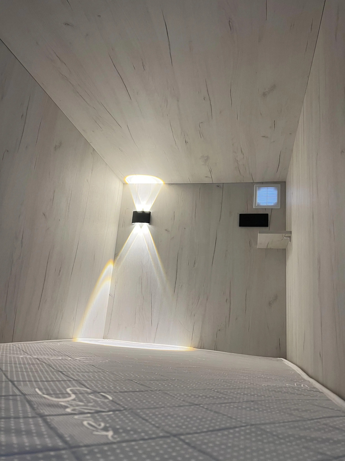 Хостел Капсула Эдем