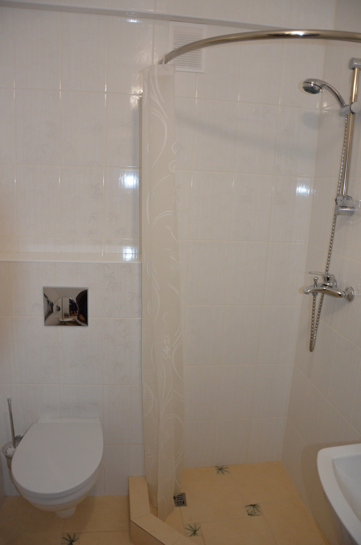 Санаторий Курортная Поликлиника им. Н.И. Пирогова с Пансионатом с Лечением Искра