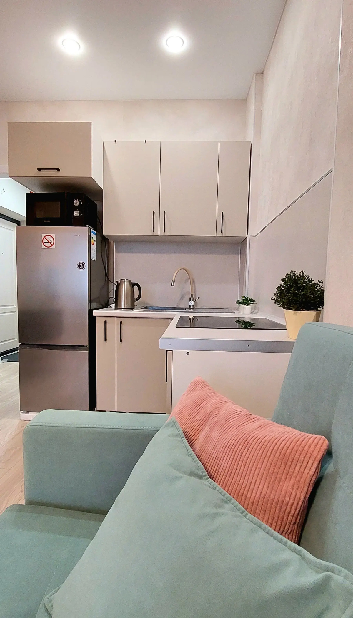 Квартира в Новом доме 18 этаж Юж.АВТОВОКЗАЛ Зорге 13/1