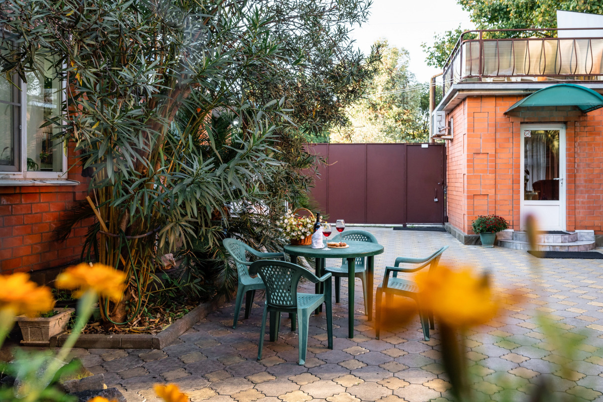 Мебелированные комнаты Азалия Центральный