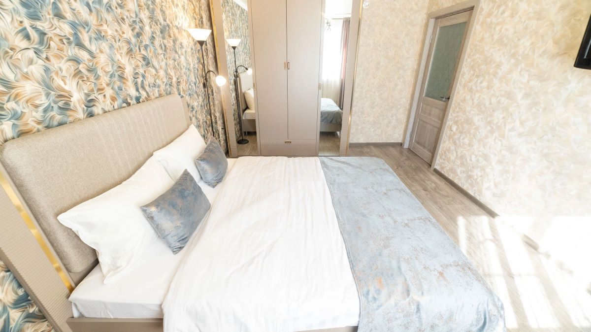 Квартира Двухкомнатная на Губина