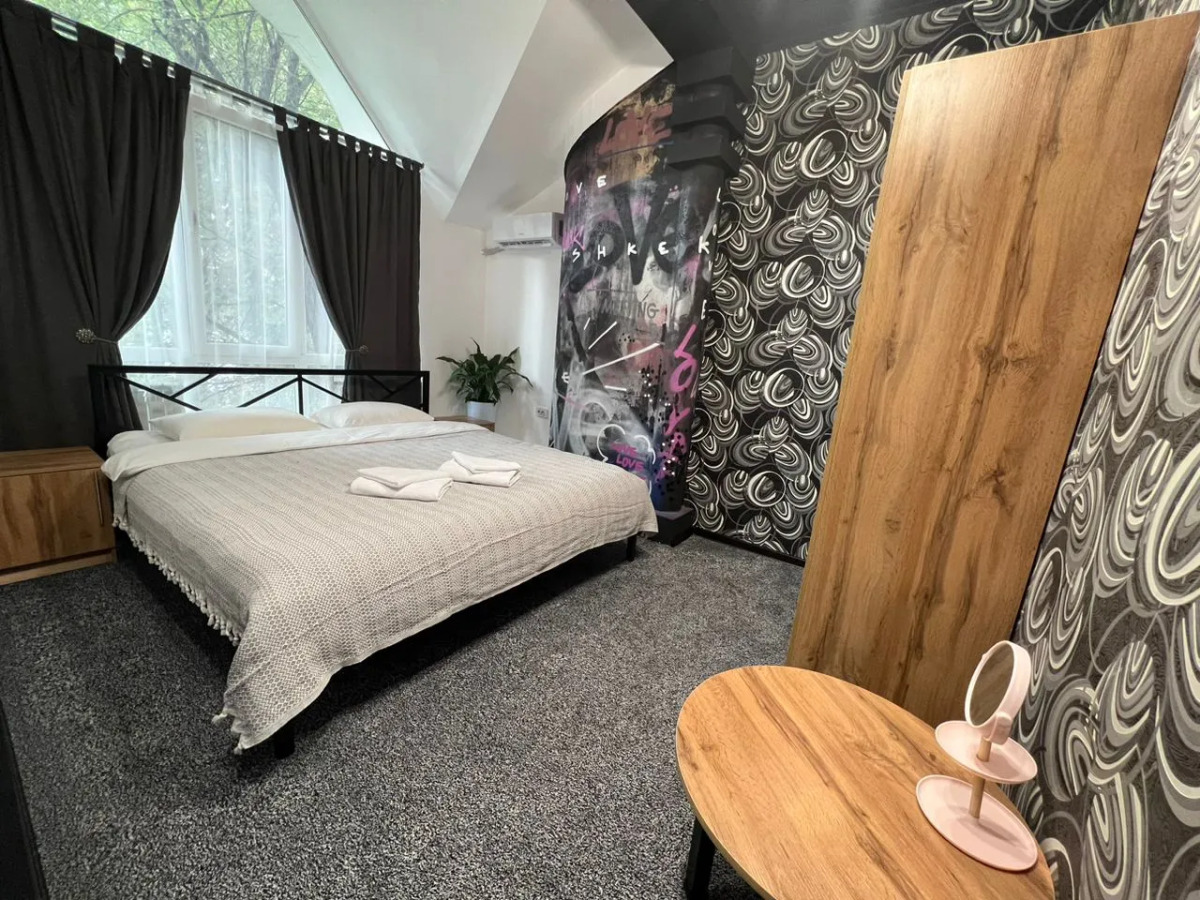 Хостел Meeting Place Bishkek