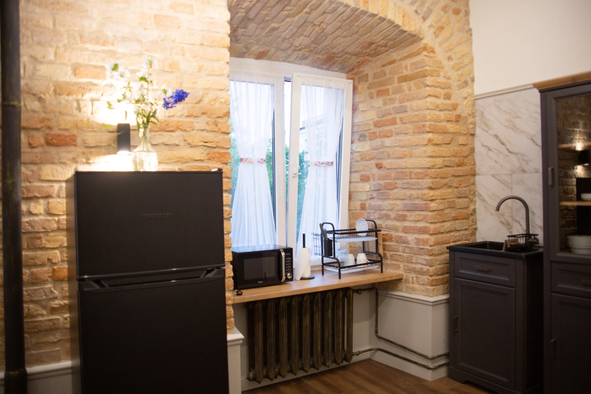 Мебелированные комнаты с Собственными Санузлами на Центральной Пешеходной Улице