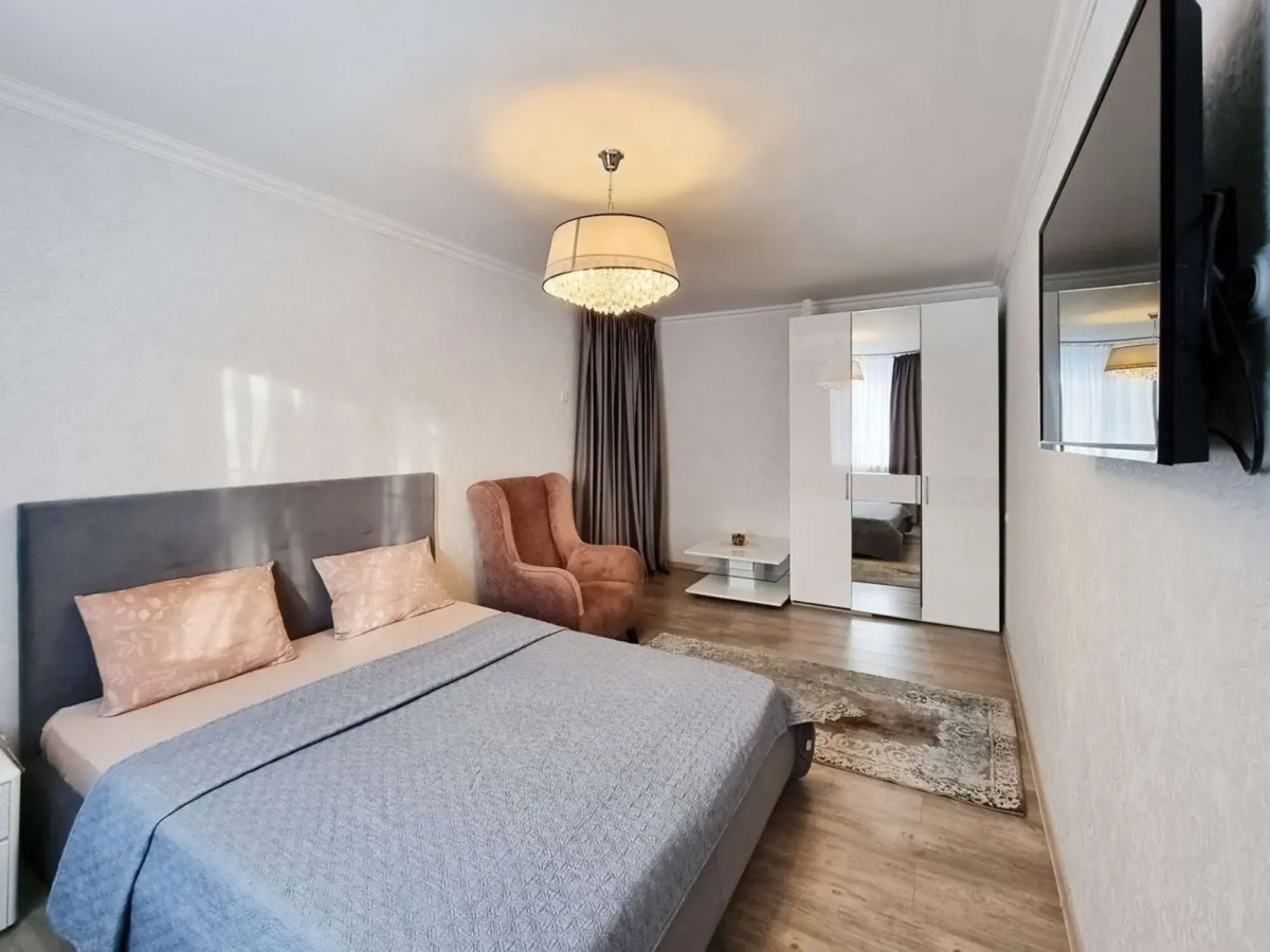 Апартаменты на проспекте Мира 151А