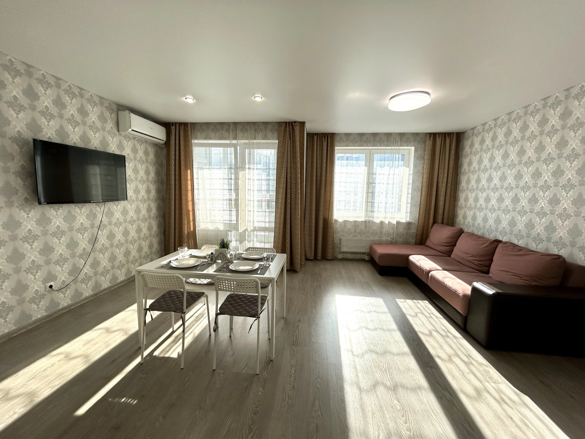 Апартаменты FSF Двухкомнатные (24 этаж) с Кофемашиной и Массажером