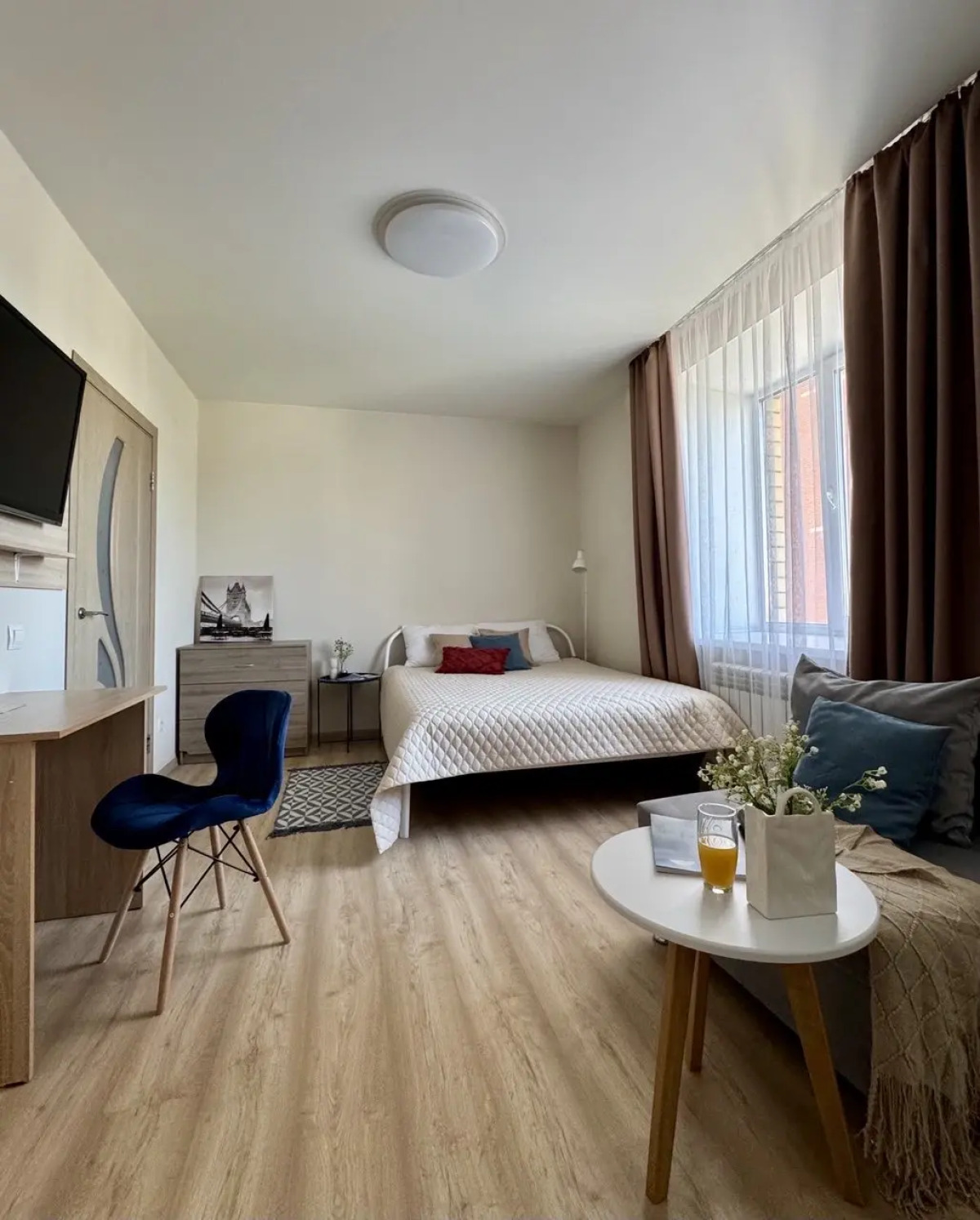 Апартаменты Современная квартира на Яна Крастыня