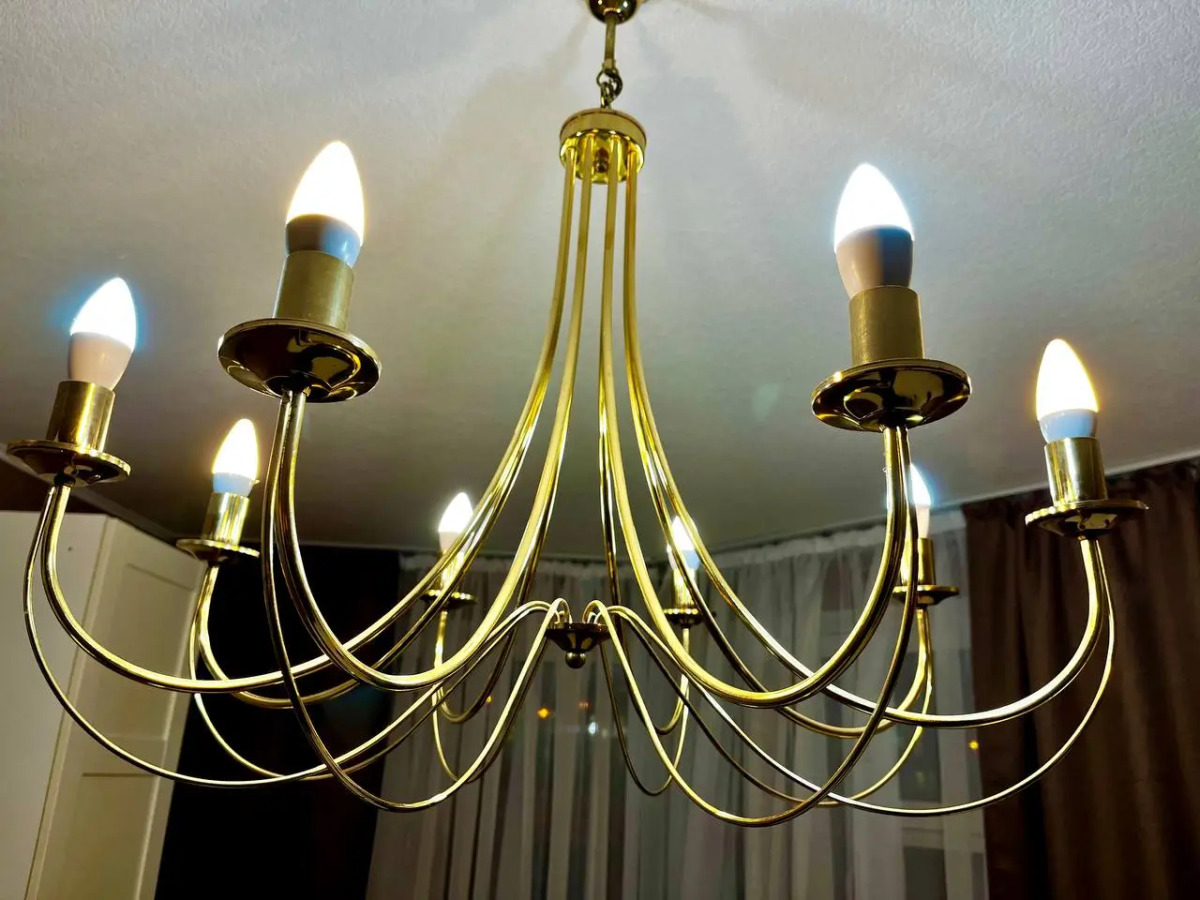 Квартира ШИКАРНАЯ КВАРТИРА С ПРОСТОРНОЙ ЛОДЖИЕЙ