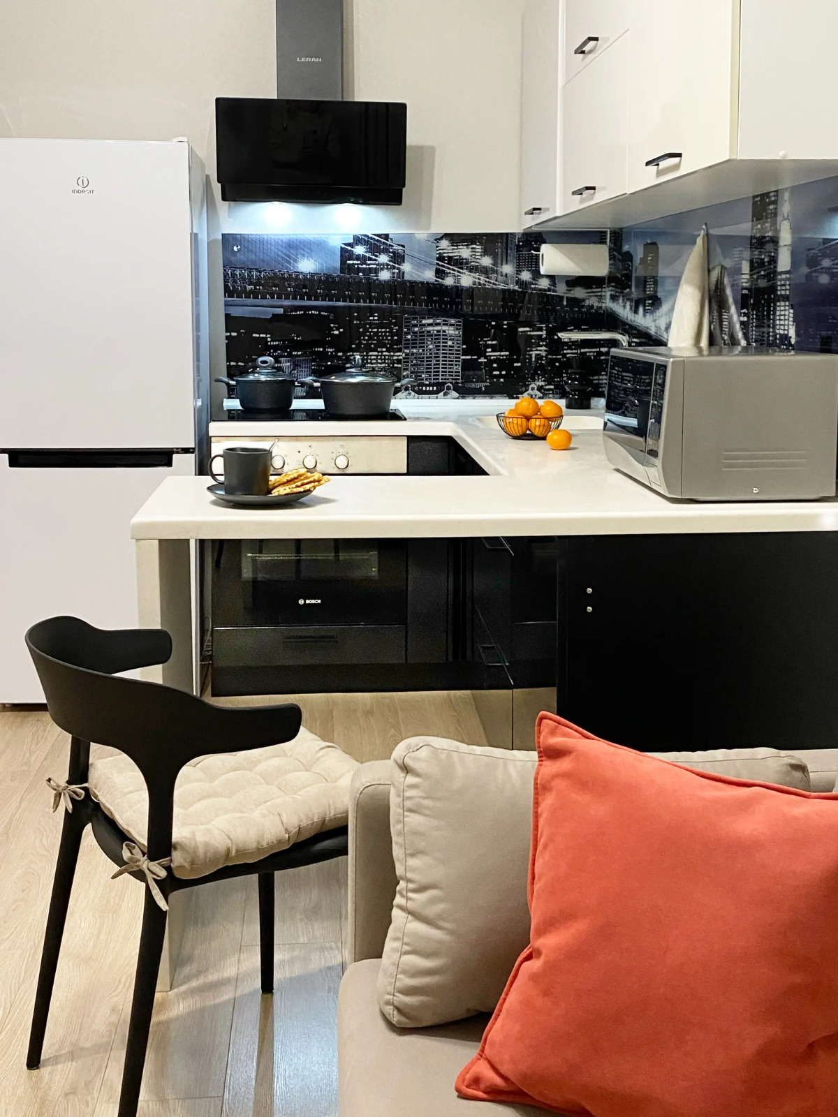 Квартира Дизайнерская евродвушка на родниках