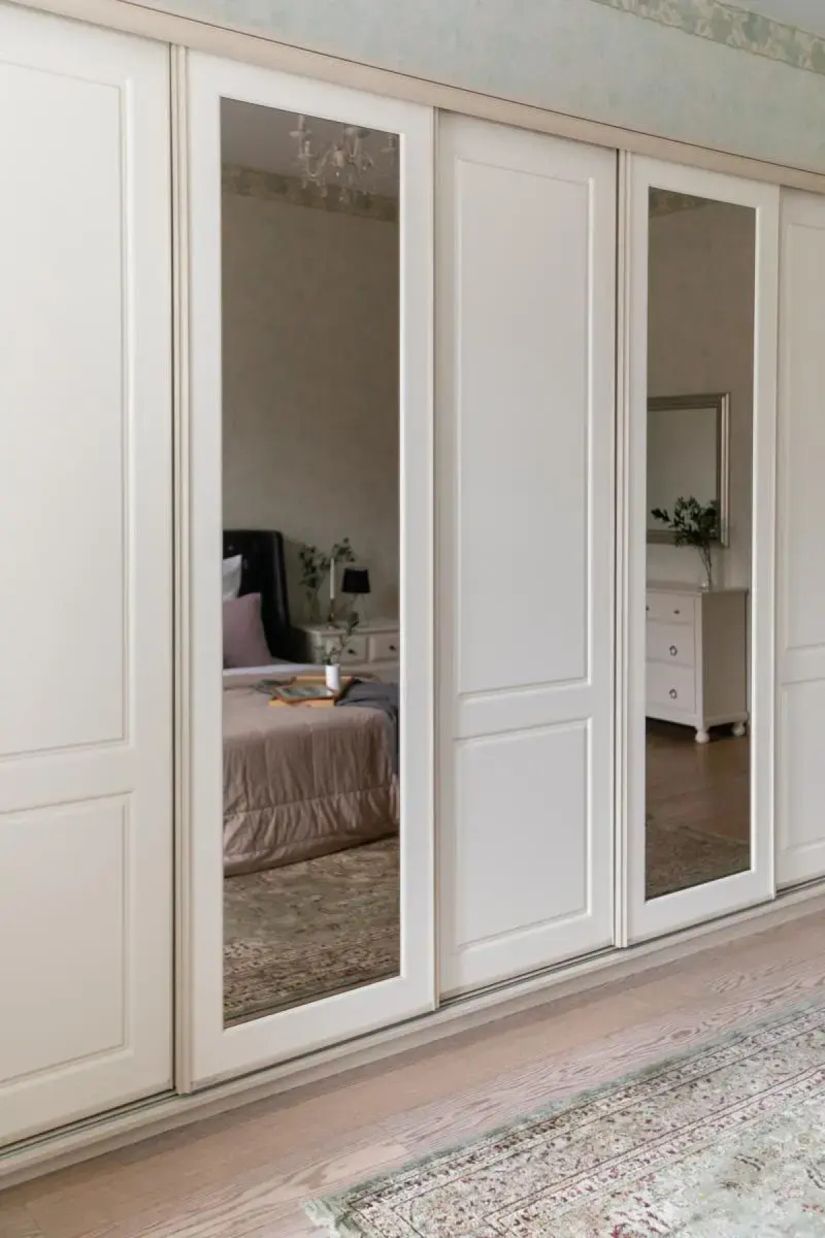 Апартаменты четырёхкомнатные в центре города