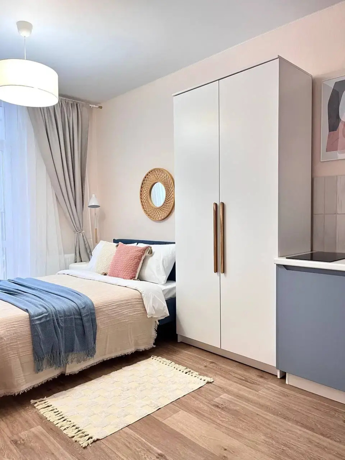 Современная студия у Планеты в ЖК Мир