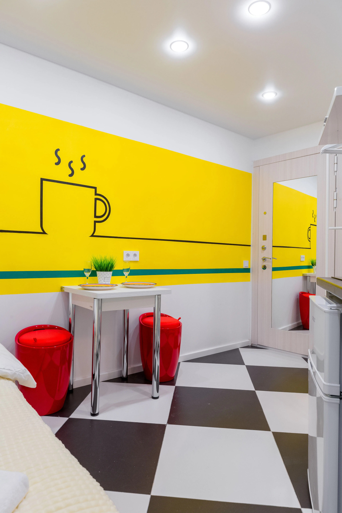 Апартаменты на Набережной Макарова 16