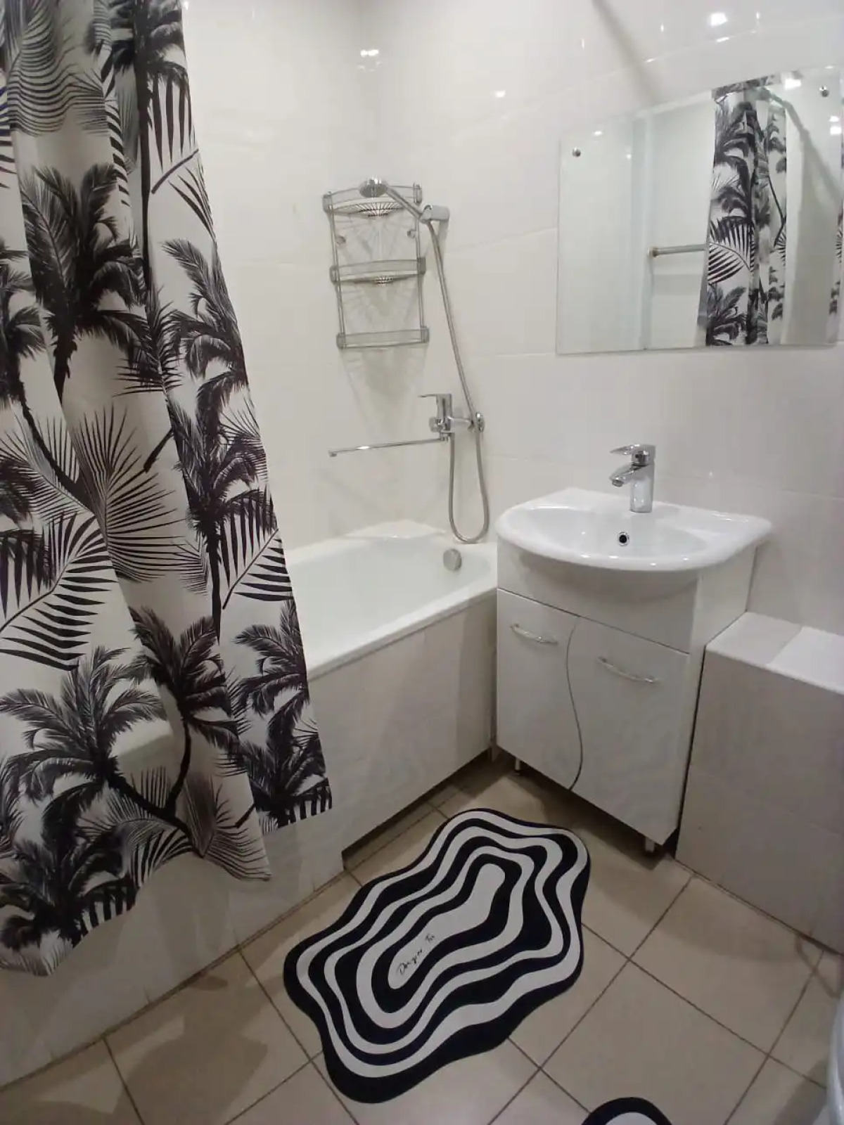 Апартаменты на Лазурной 13