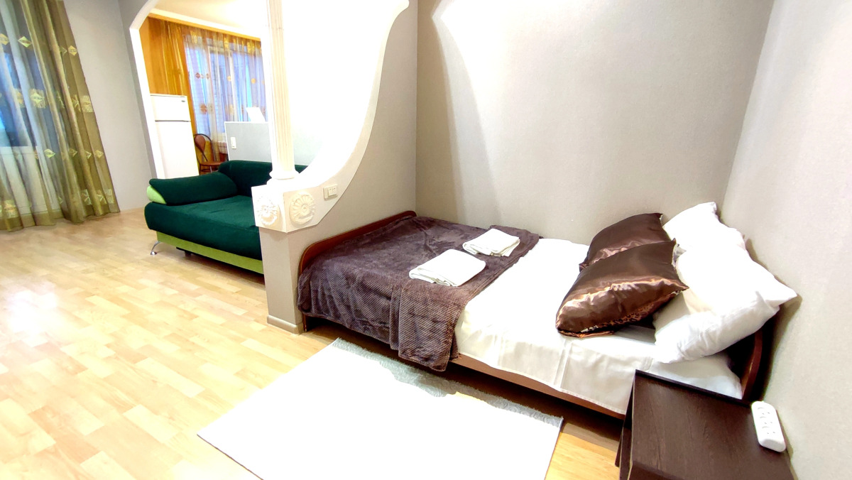 Квартира ЦЕНТР ГОРОДА Красная 6 этаж 8