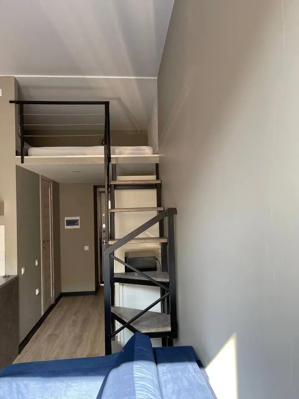 Апартаменты Новая студия на Маяковского 6