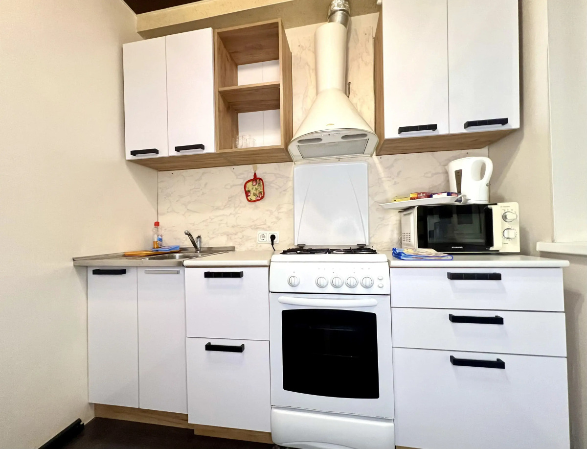 Квартира Аджика