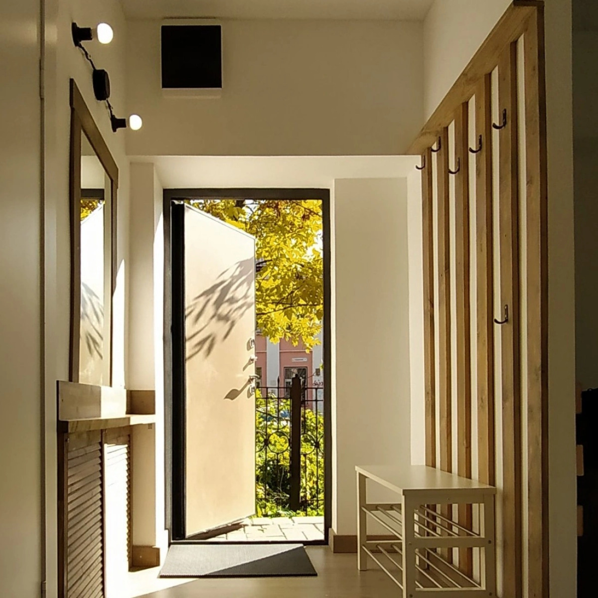 Квартира в центре с собственным двориком