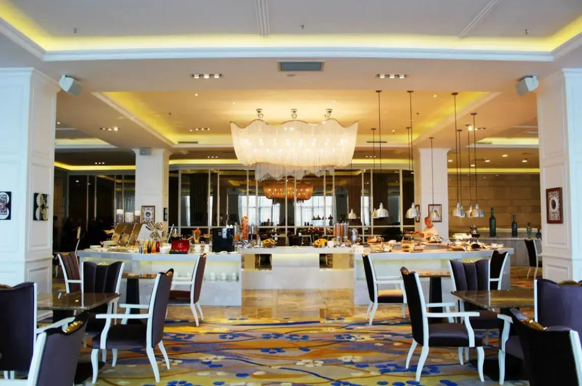 Отель Hotels & Preference Hualing Tbilisi