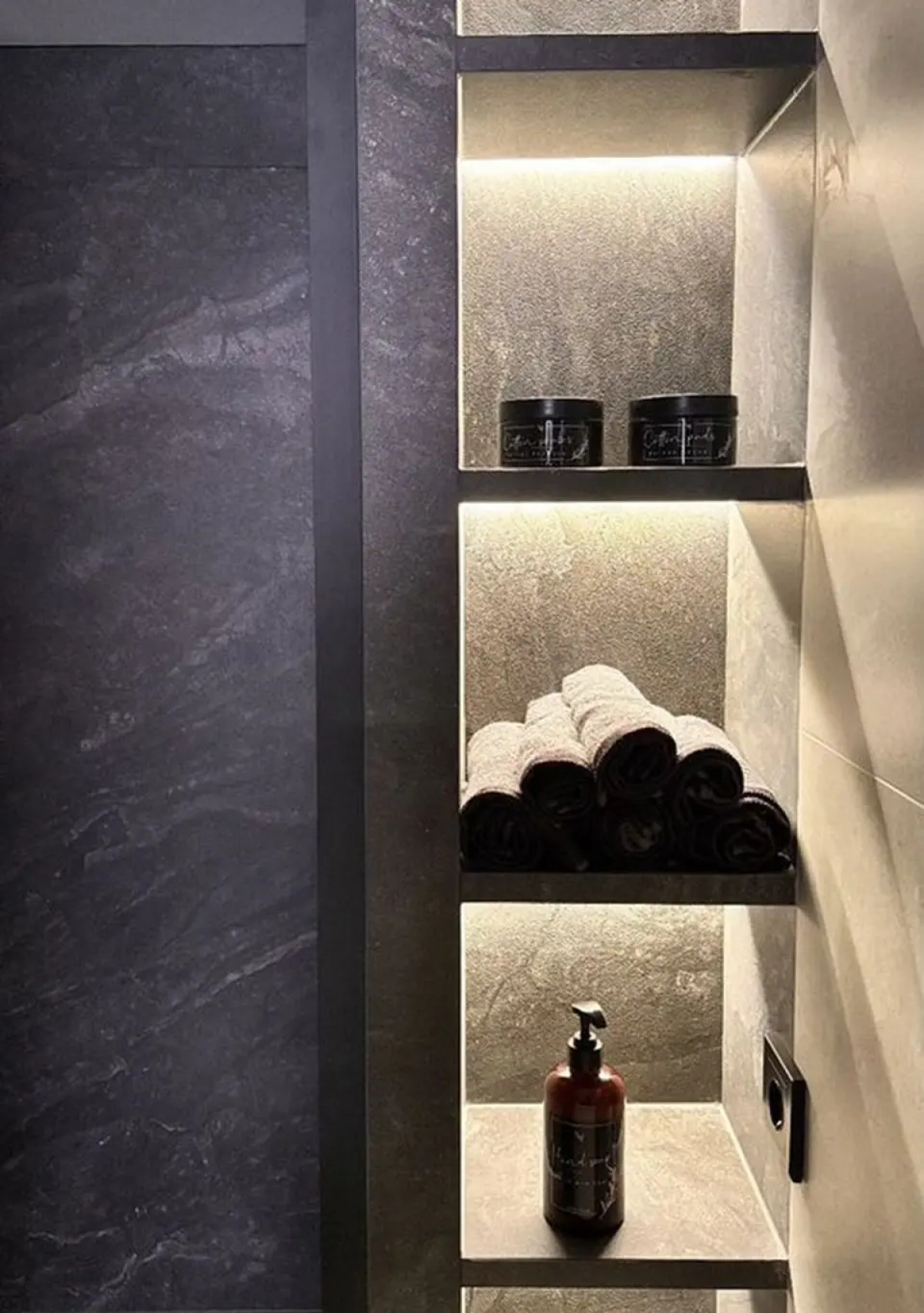 Квартира Дизaйнерcкая двухуровневая в Сириусе