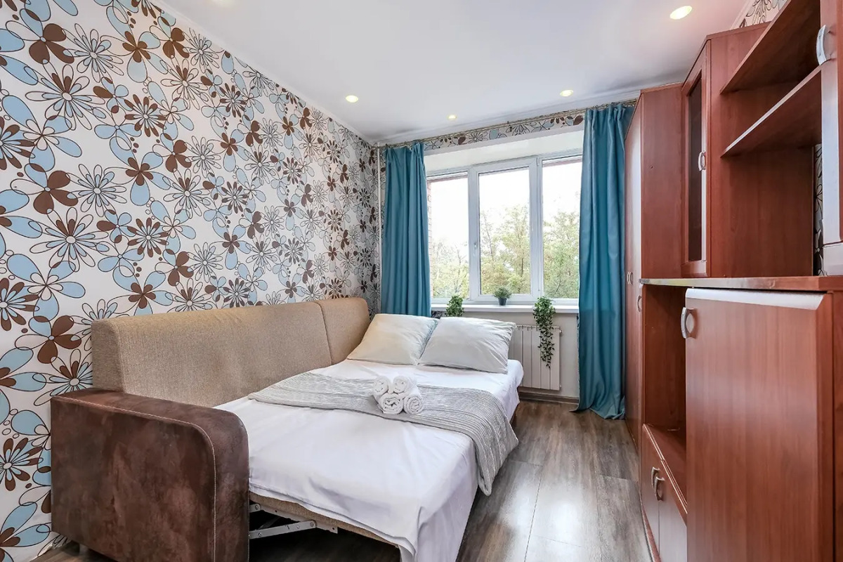 Апартаменты Титова 198/1