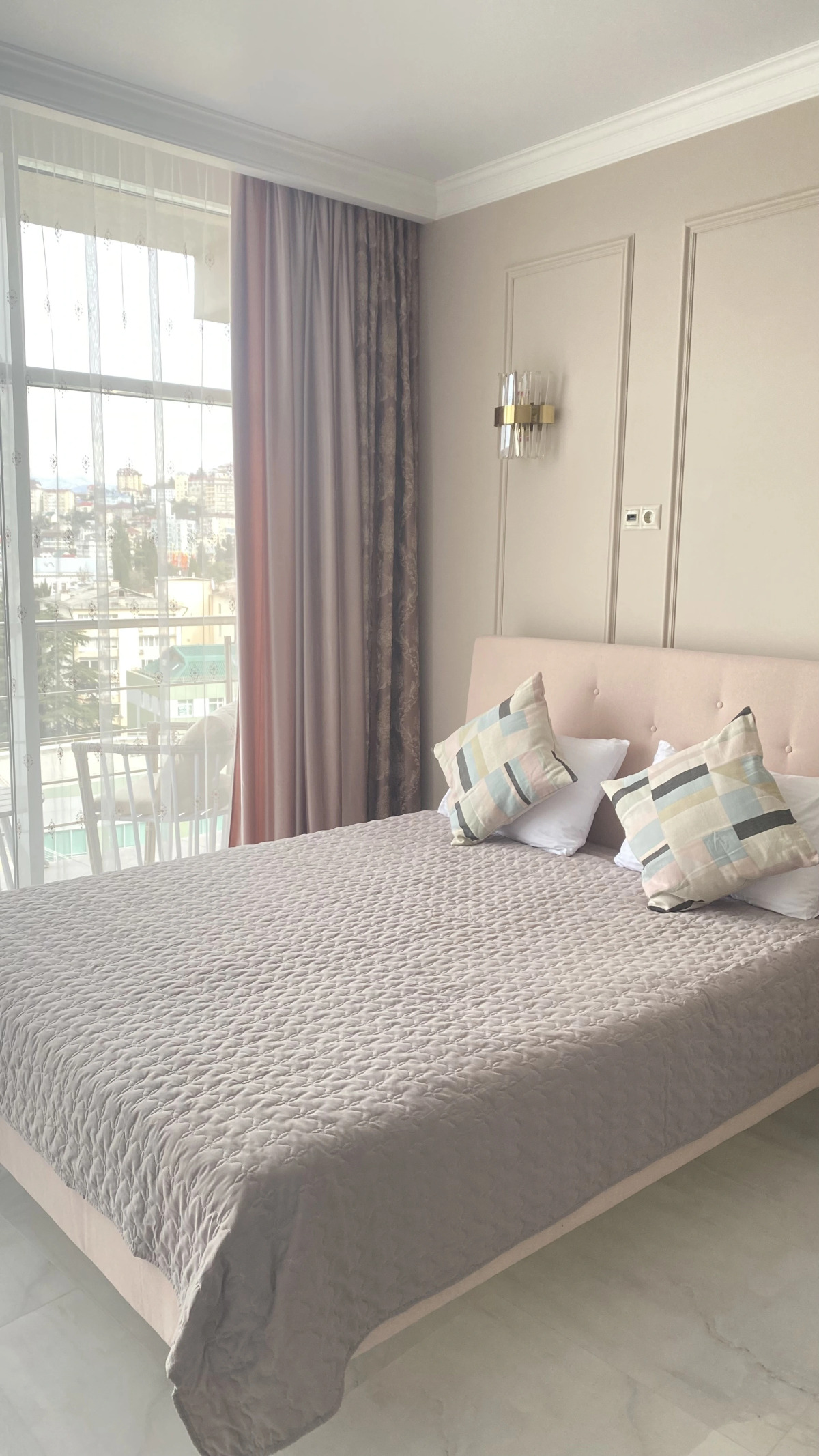 Апартамент Люкс Красивейший в ЖК «Барселона парк» с большим балконом и видом на море