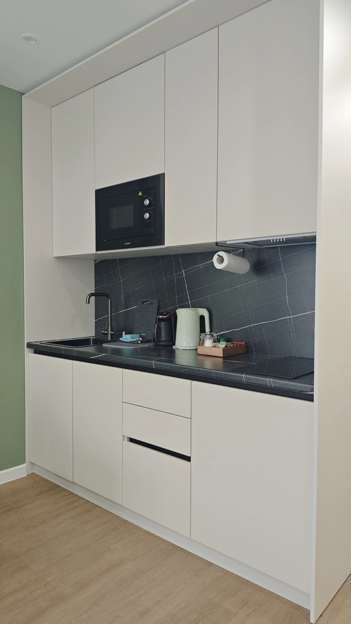 Новая Студия -апартамент с кухней, посудомойкой, стиралкой для двоих + допместо 3 этаж 10 минут от центра Нижнего Новгорода