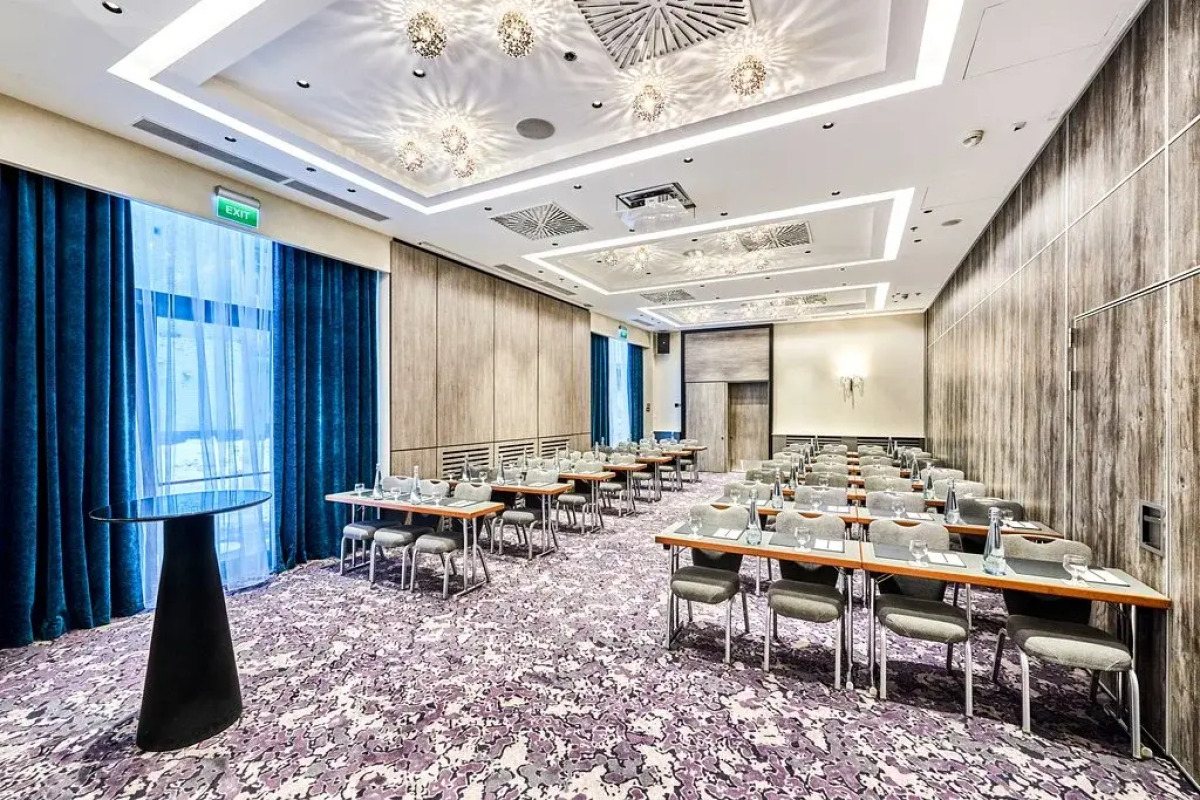 Отель Radisson Blu