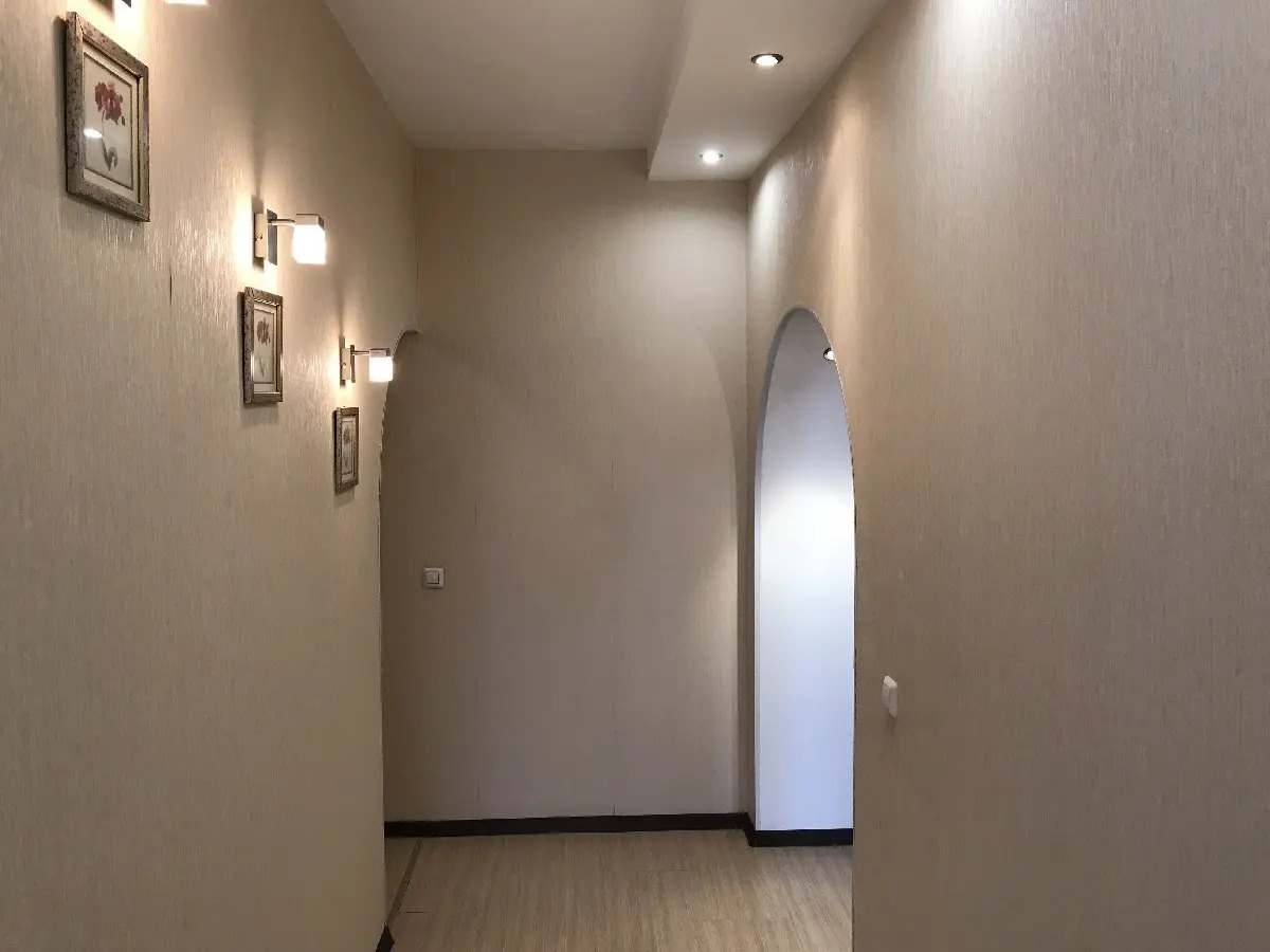 Квартира на Мустая Карима