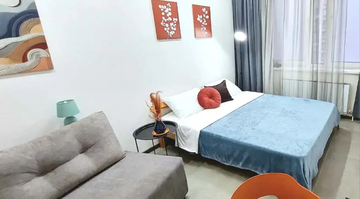 Квартира Аксакова 81