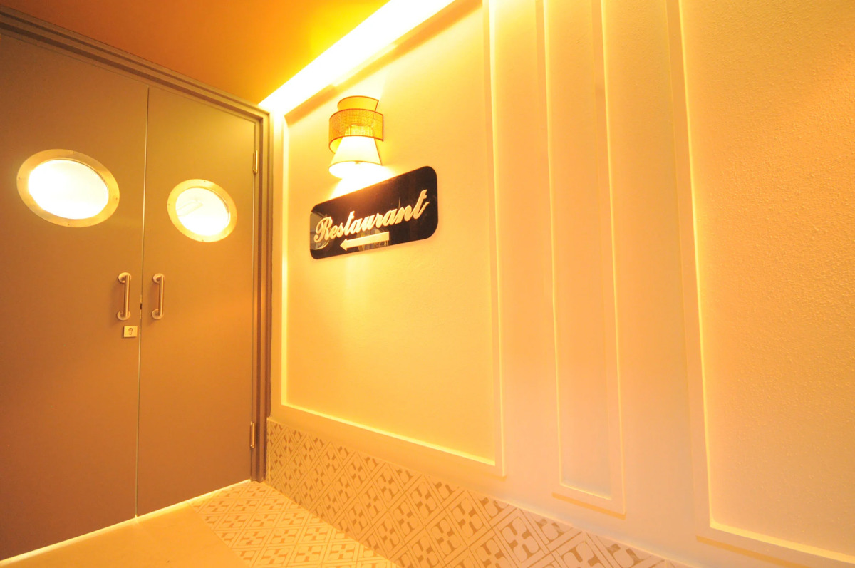 Отель Mic Royal