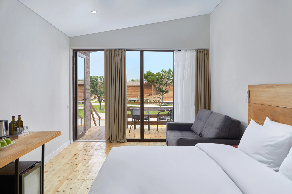 Отель Garuda Beach Village