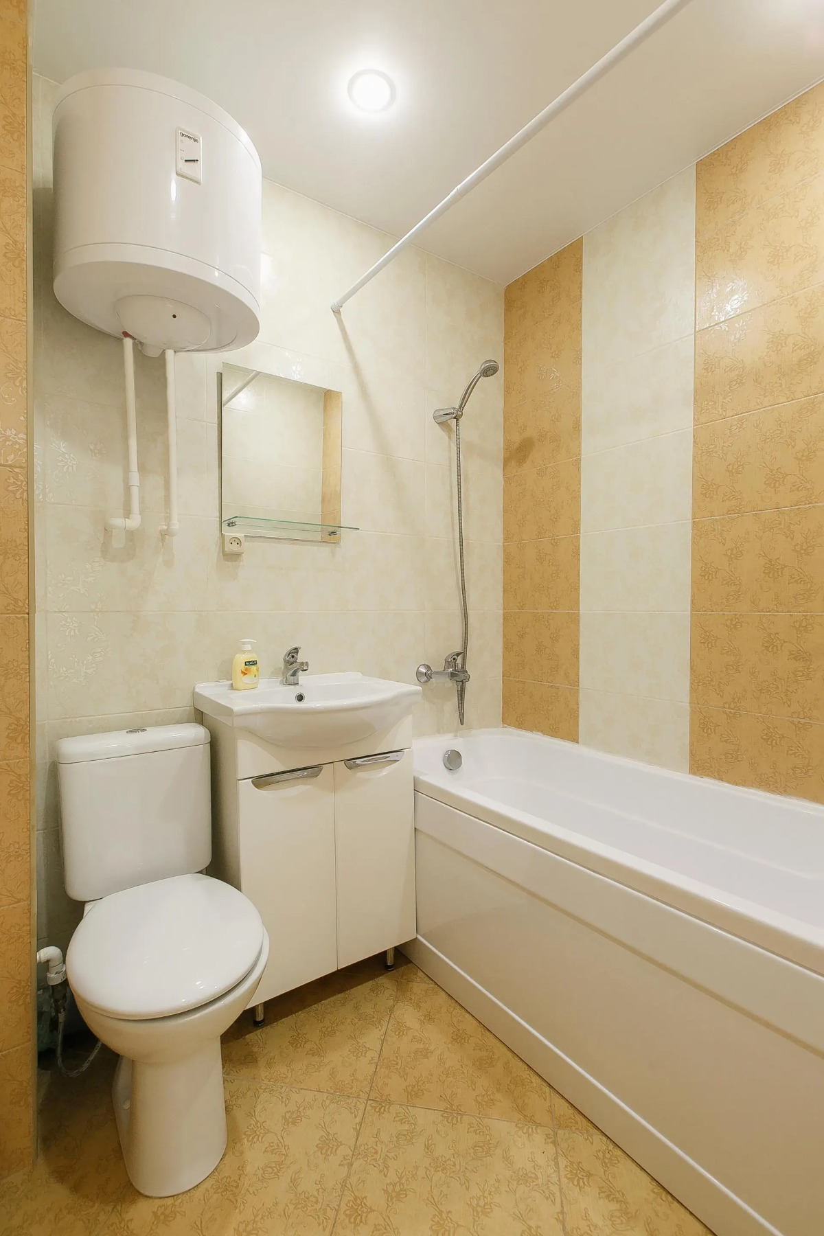 Апартаменты на Ухтомского 8