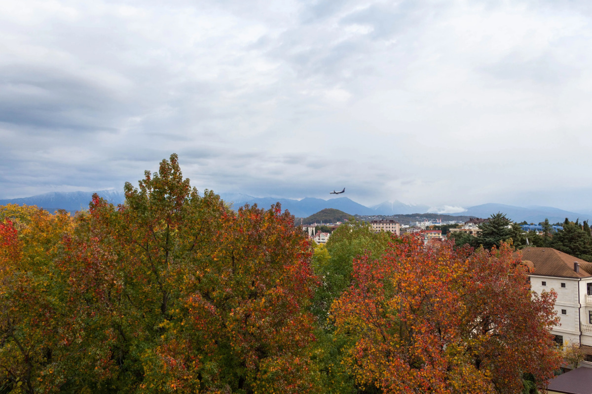 Квартира уникальная с двумя спальнями в 2х минутах от тц Мандарин