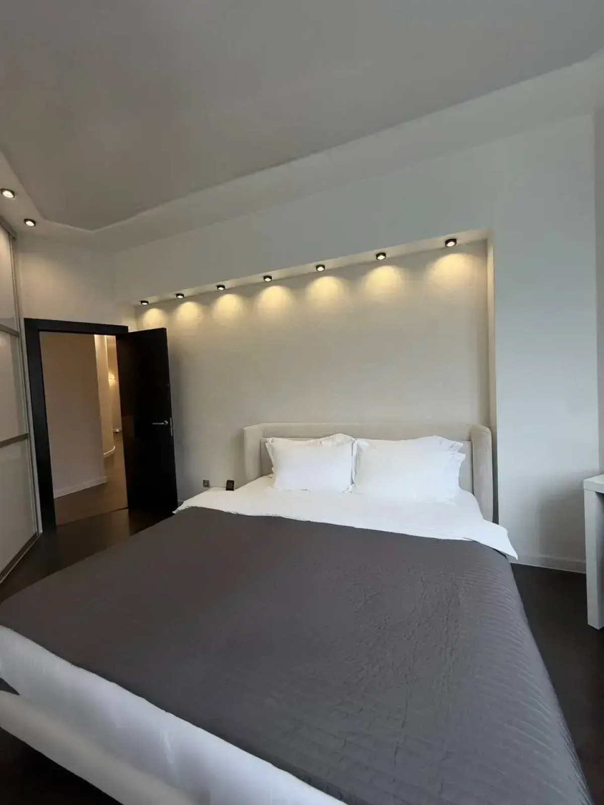 Апартаменты Четырехкомнатные в Центре Владивостока