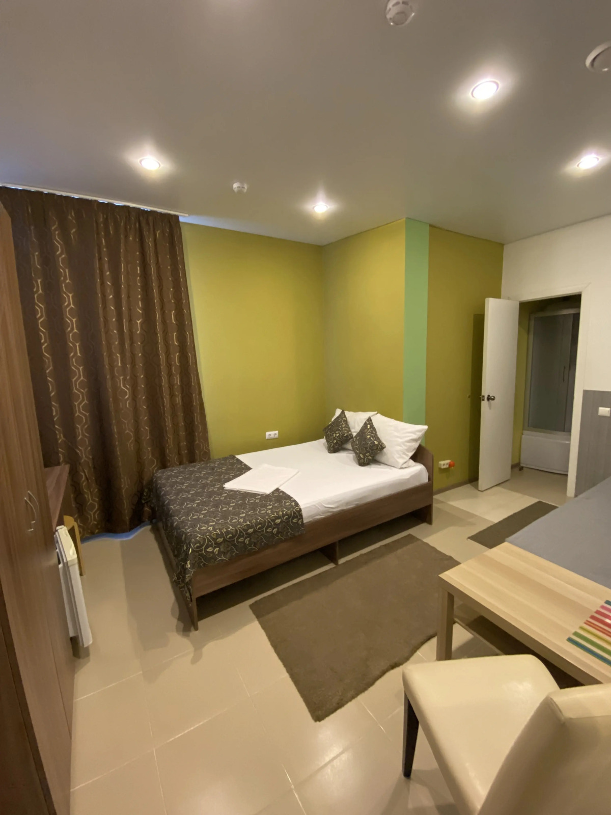 Отель White House