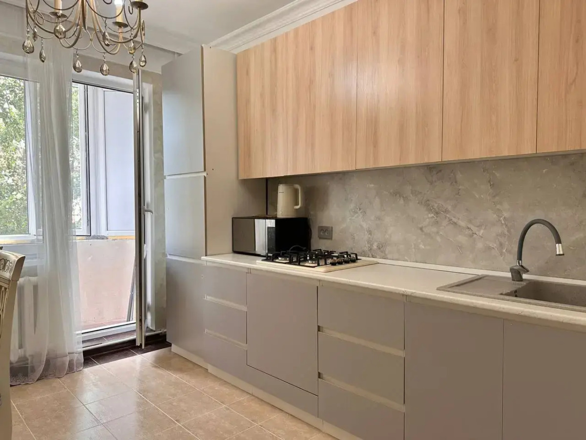 Квартира Просторная 3-комнатная в Центре Махачкалы