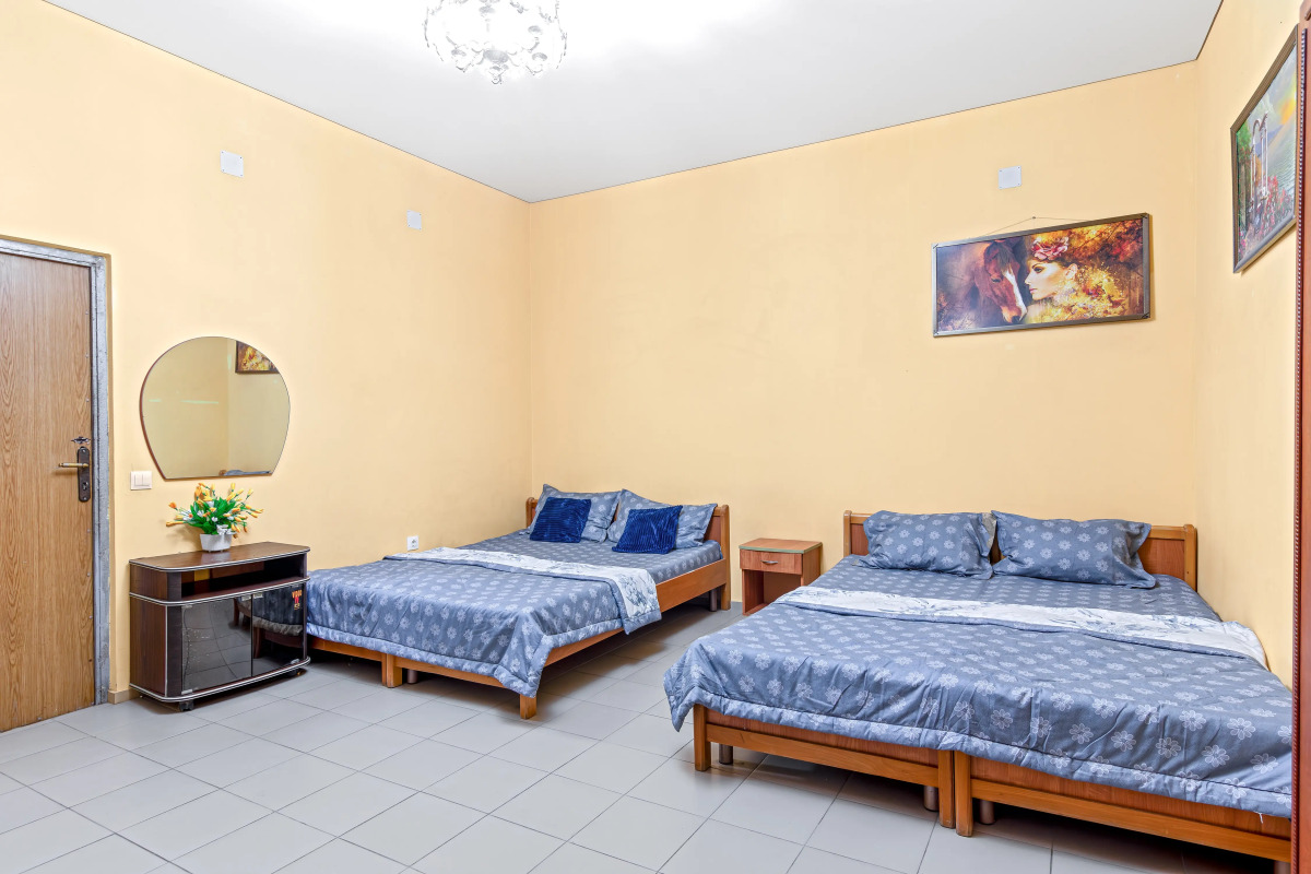 Частный дом с огороженной территорией от посторонних глаз