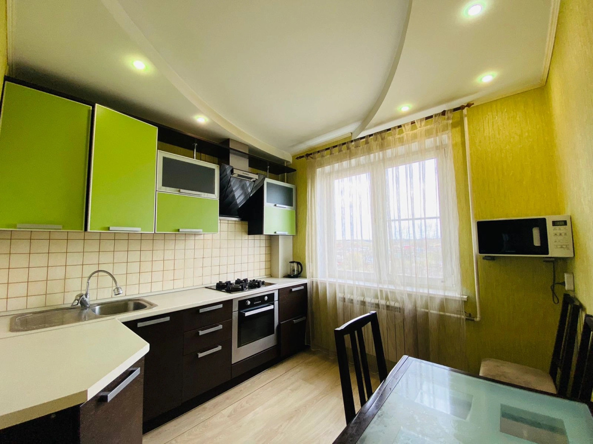 Апартаменты Базарная 121