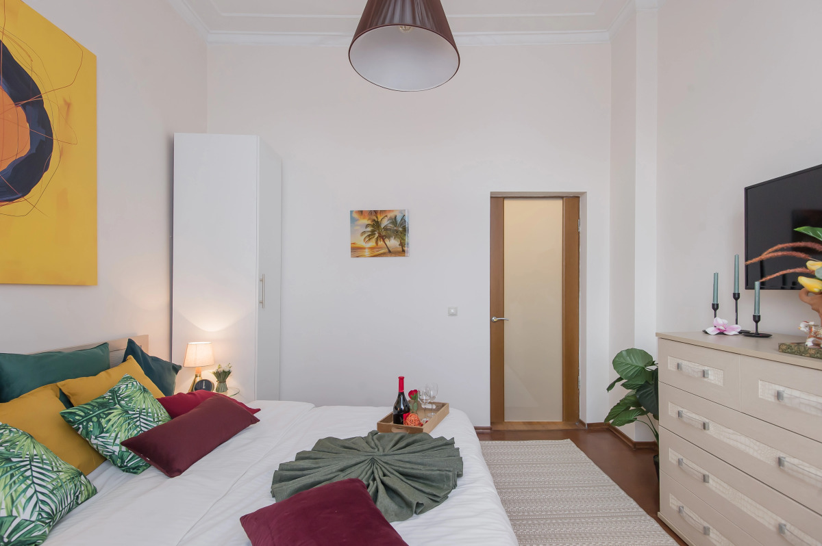 Квартира GM Apartments Стильная Трехкомнатная на Бульварном кольце