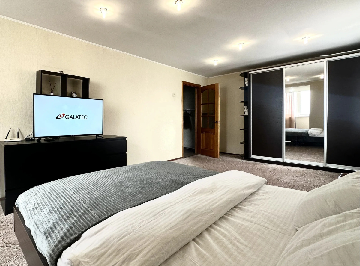 Апартаменты 3х комн на Бестужева 15 в 10 минутах от ЖД вокзала