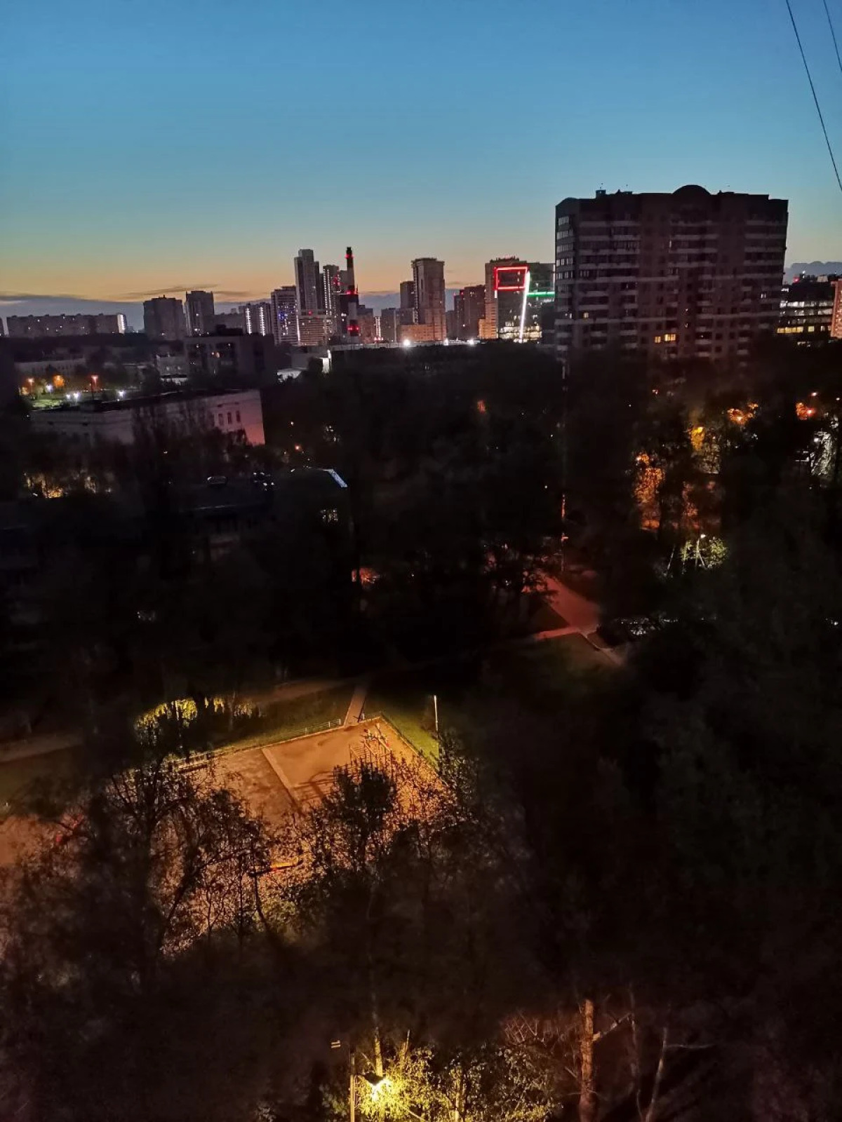 Квартира Cozy and bright apartment