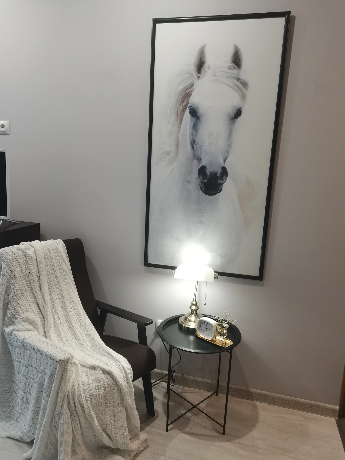 Апартаменты Еsenia Home - White Horce